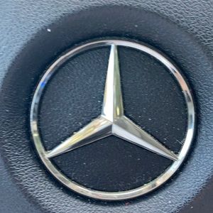 Meet your Posher, Jose